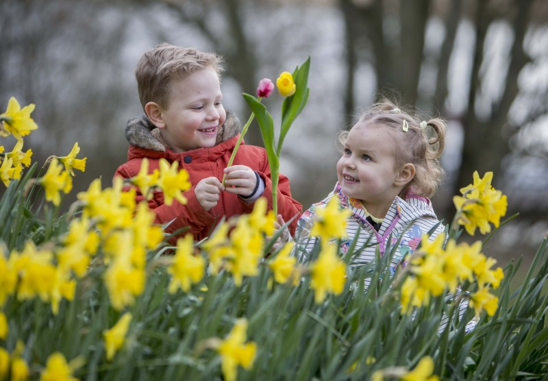 Finn Hamilton and Molly-Rose Cassidy help to celebrate the season of spring ahead of this year’s virtual Ballymoney Spring Fair which features a series of short videos showcasing the town and its surrounding areas. Please note, this photograph was taken prior to current public health restrictions.