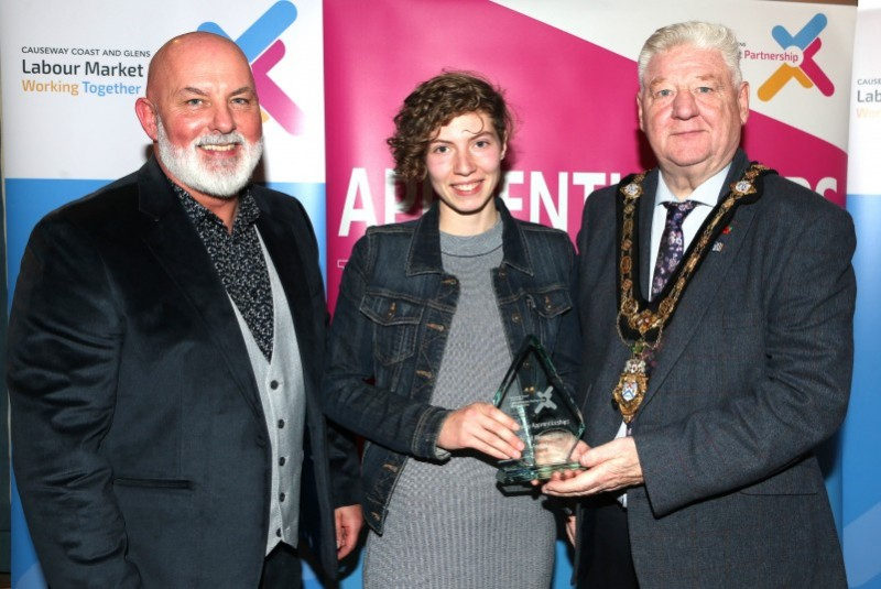 Mayor of Causeway Coast and Glens, Councillor Steven Callaghan alongside Labour Market Partnership Manager, Marc McGerty presenting Caitlin Porter with a Special Recognition Award.