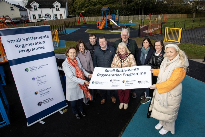 Councillor Cara McShane, Julienne Elliott, Town and Village Manager; Jake Mailey Capital Works officer; Ian McQuitty, Department for Communities, Deputy Mayor, Councillor Margaret- Anne McKillop, Councillor Bill Kennedy; Grace Boyd (Garden Escapes); Rhonda Williamson, Department for Communities and Councillor Maighréad Watson.