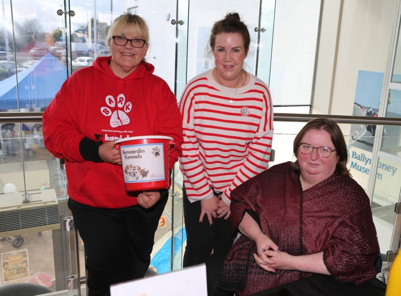 Joanne McLaughlin and Louise Neill from Benvardin Kennels pictured alongside Sarah Calvin, Museum Services Development Officer, at the Causeway Safari Tale Fun Day held in Ballymoney Museum.