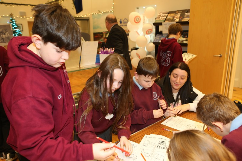 Over 400 children, teachers and parents took part in a series of exciting hands-on workshops, held in conjunction with Ballymoney Museums ‘A Causeway Safari Tale’ exhibition. Facilitated by The Active Learning Company, children immersed themselves in a variety of engaging activities including puzzles, clay modelling, games, dress-up, and crafts.