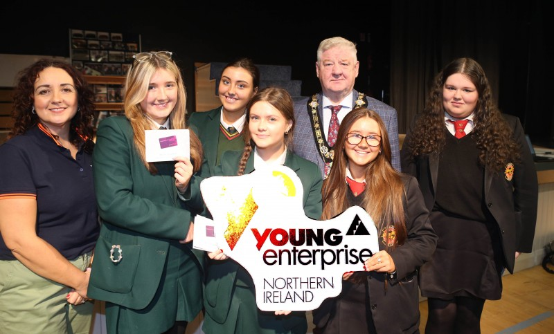 Mayor of Causeway Coast and Glens, Councillor Steven Callaghan alongside Sharon Barrett, NW Area Manager with the winning Year 13 teams from St Mary’s High School and Limavady High School