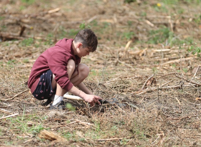300 new trees have been planted at Drumaheglis Holiday Park and Marina as part of The Queen’s Green Canopy by volunteers including caravan park users and the local community.