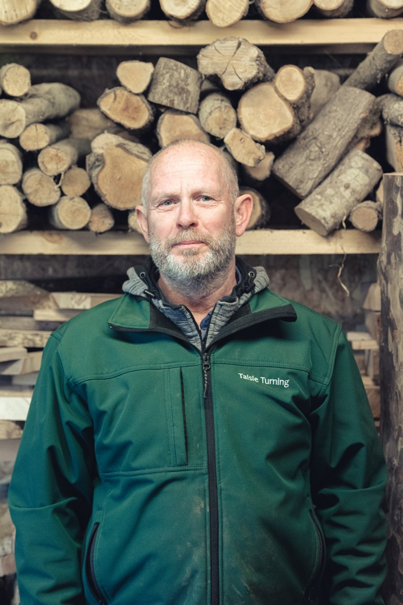 Woodturner Gerard Gray from Taisie Turning will be delivering a series of workshops at Flowerfield Arts Centre, Portstewart, from 23rd – 25th June 2022. These workshops form part of the EU-funded Northword Storytagging project.