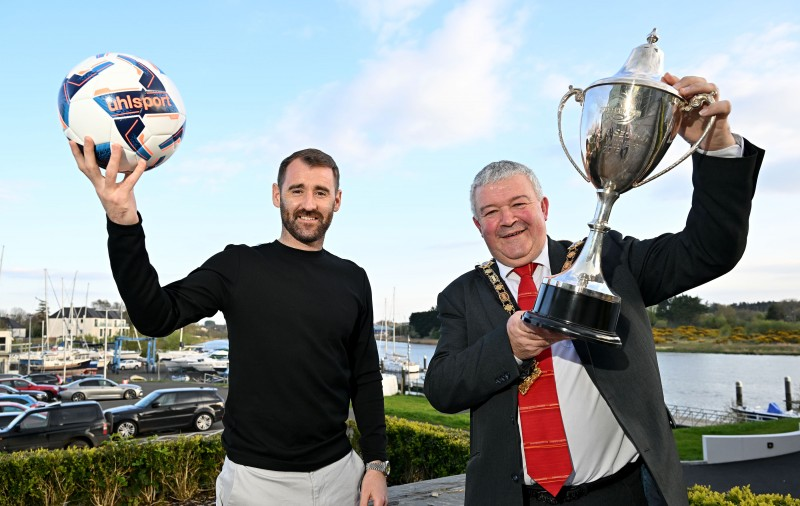 Mayor of Causeway Coast and Glens, Councillor Ivor Wallace and Northern Ireland international Niall McGinn at the SuperCupNI draw