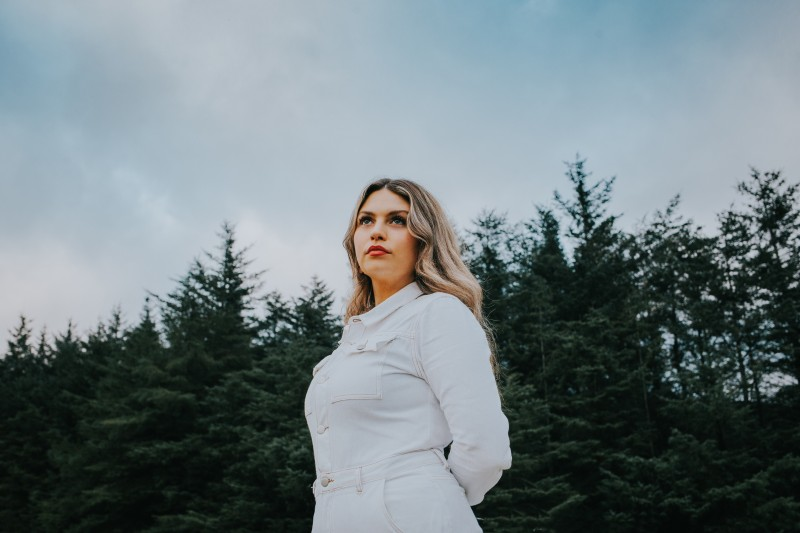 Closing the summer series is Indie-pop artist Reevah who performs on Saturday 27th August.