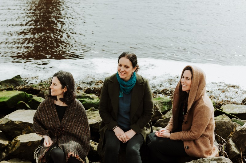 The Henry Girls trio.