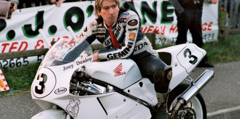 Joey Dunlop in 1990