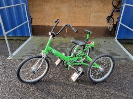 small framed bike with 3 wheels 