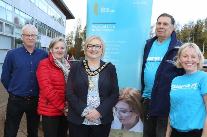 Cloonavin goes blue to mark World Diabetes Day