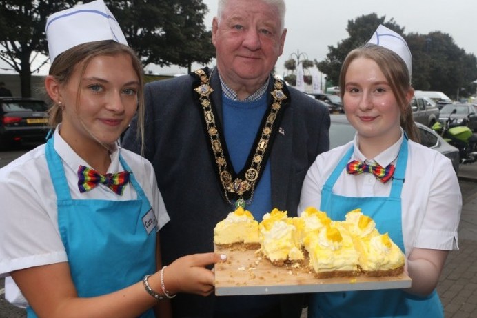 Crowds enjoy packed long weekend of fun at the Ould Lammas Fair