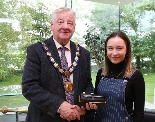 Mayor recognises campaign work of young Dalriada student Lauren Bond