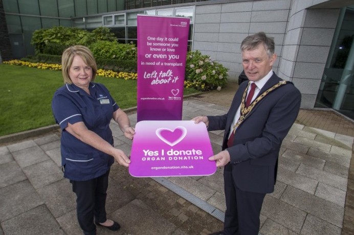 Mayor urges people to make a difference during Organ Donation Week