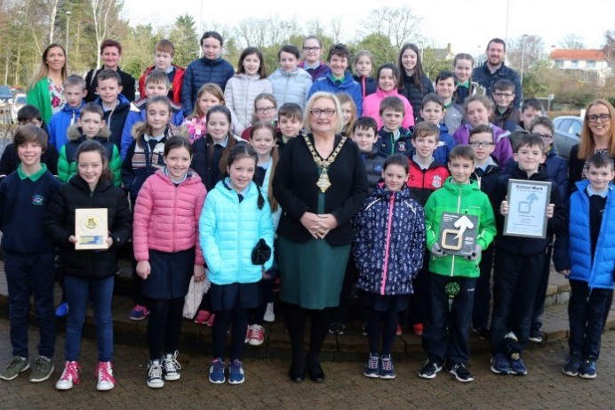 Mayor congratulates local children on cycle to school success