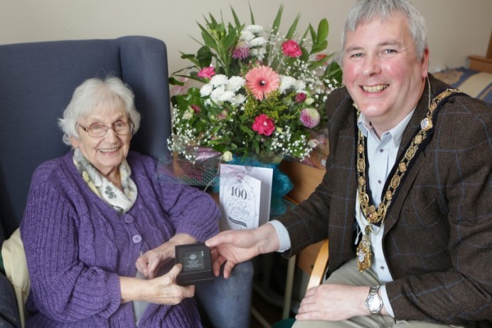 Platinum Jubilee gift presented to centenarian Greta Wilson