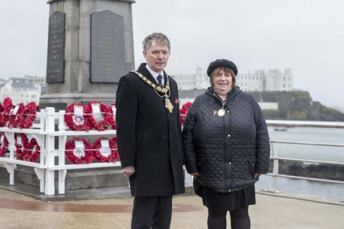 Mayor attends Portstewart War Memorial to mark Armistice Day