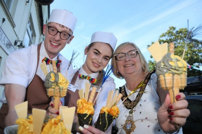 Crowds flock to Ballycastle for Ould Lammas Fair